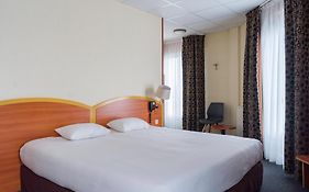 Kyriad Hotel Lamballe
